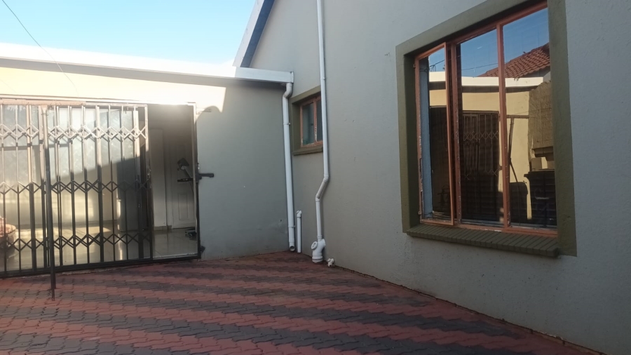 3 Bedroom Property for Sale in Spruit View Gauteng