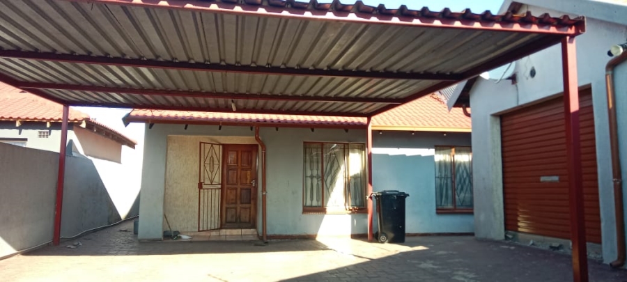  Bedroom Property for Sale in Rabie Ridge Gauteng