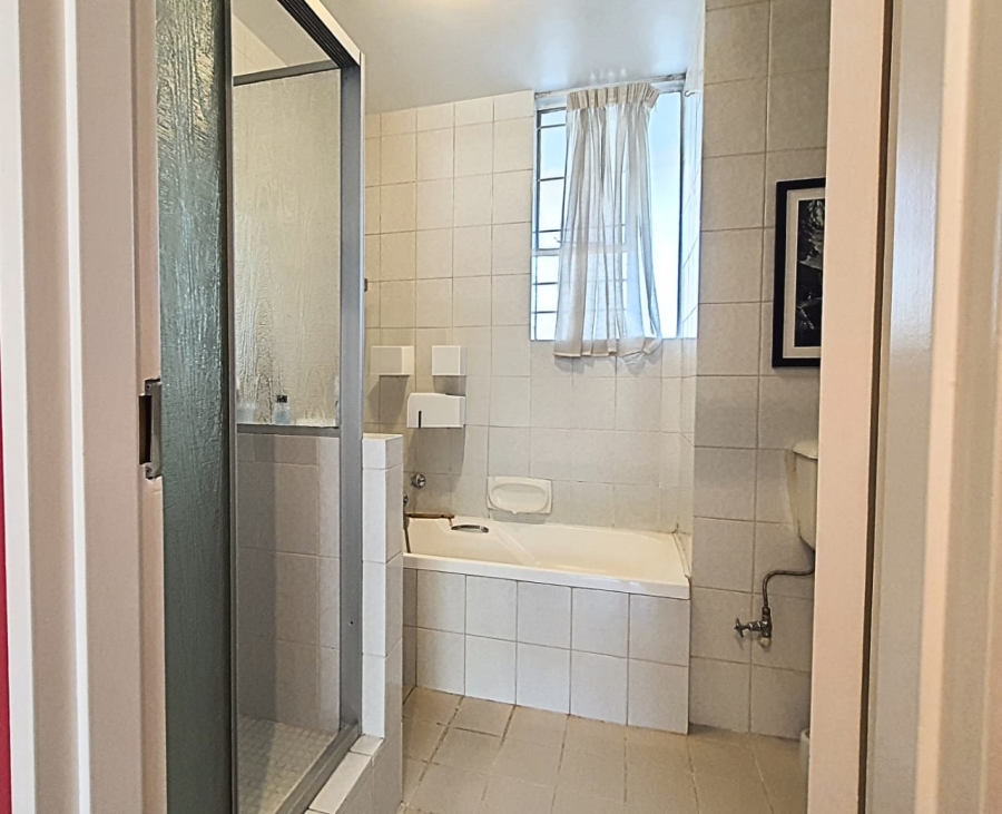 1 Bedroom Property for Sale in Sandown Gauteng