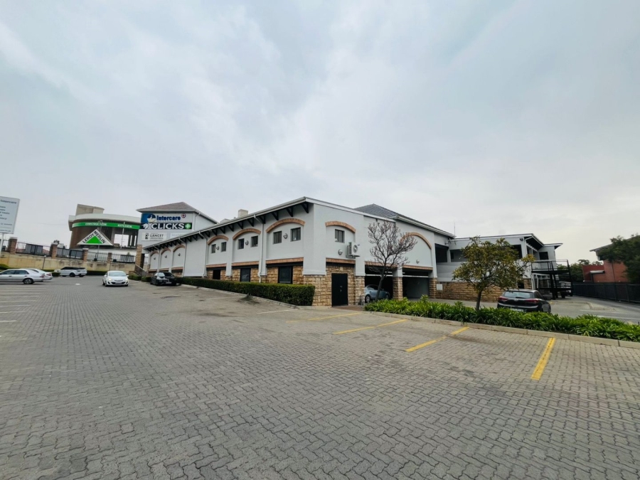  Bedroom Property for Sale in Fourways Gauteng