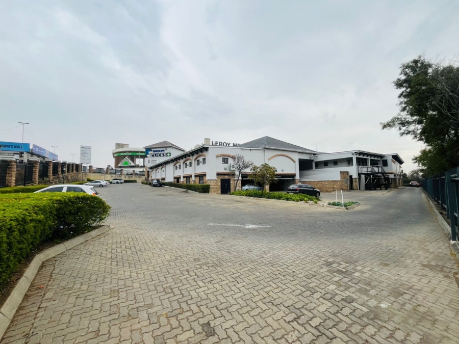  Bedroom Property for Sale in Fourways Gauteng