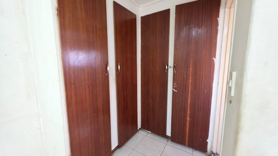 To Let 1 Bedroom Property for Rent in Laudium Gauteng