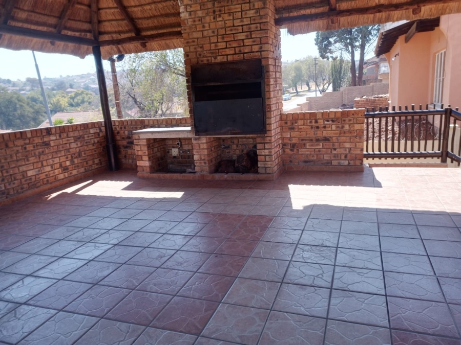 To Let 3 Bedroom Property for Rent in Suideroord Gauteng
