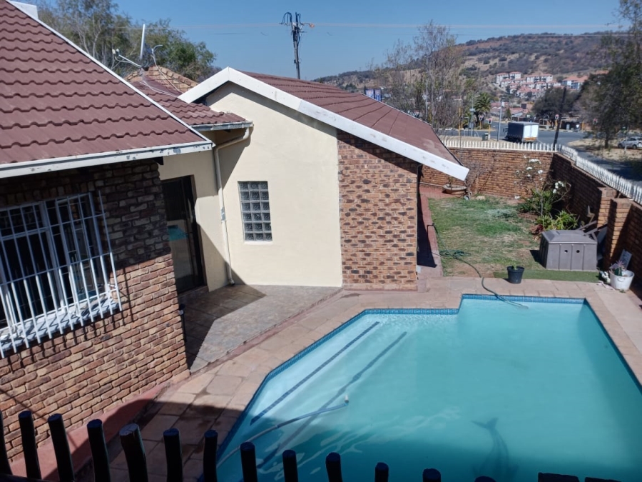 To Let 3 Bedroom Property for Rent in Suideroord Gauteng