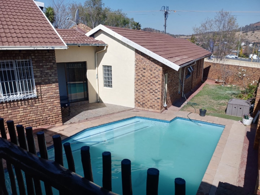 To Let 3 Bedroom Property for Rent in Suideroord Gauteng