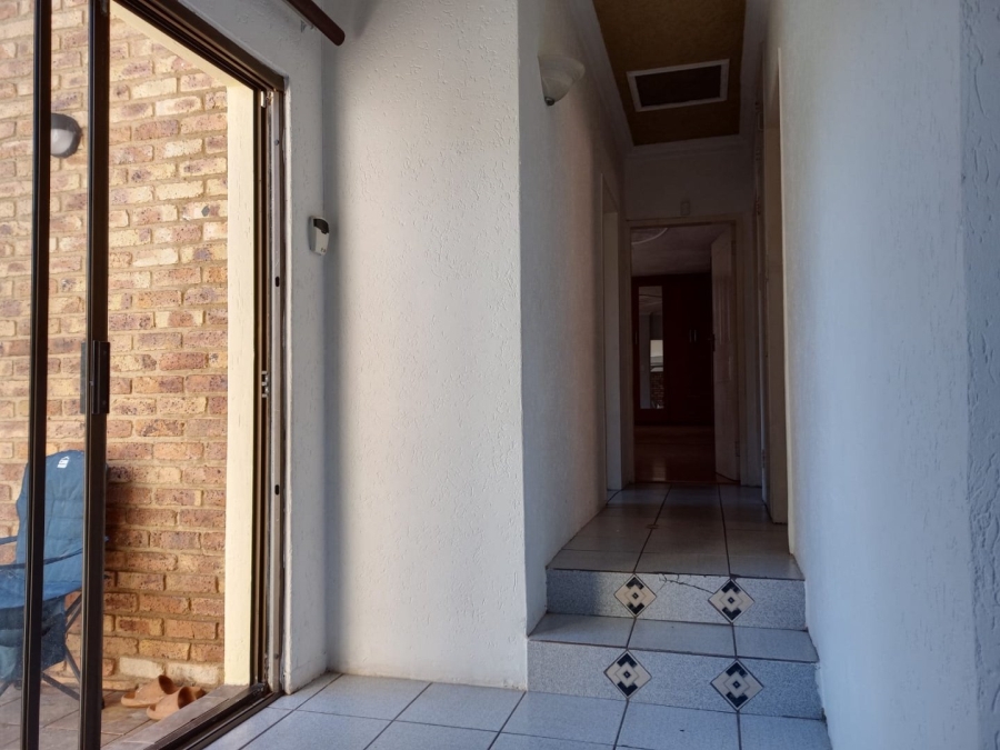 To Let 3 Bedroom Property for Rent in Suideroord Gauteng