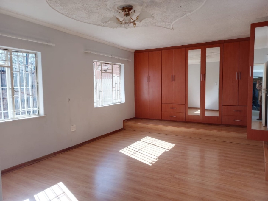To Let 3 Bedroom Property for Rent in Suideroord Gauteng