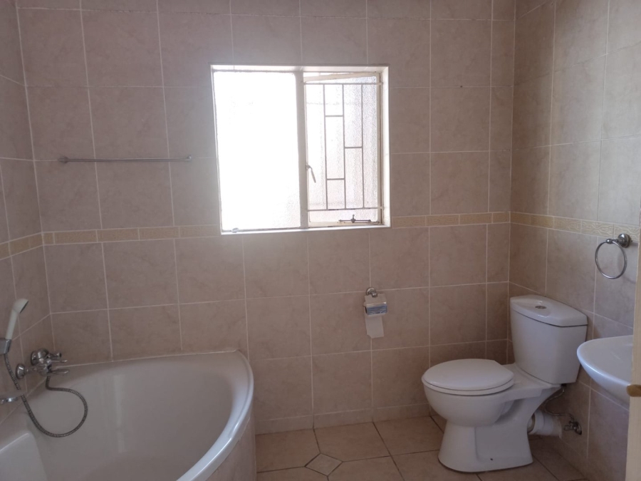 To Let 3 Bedroom Property for Rent in Suideroord Gauteng