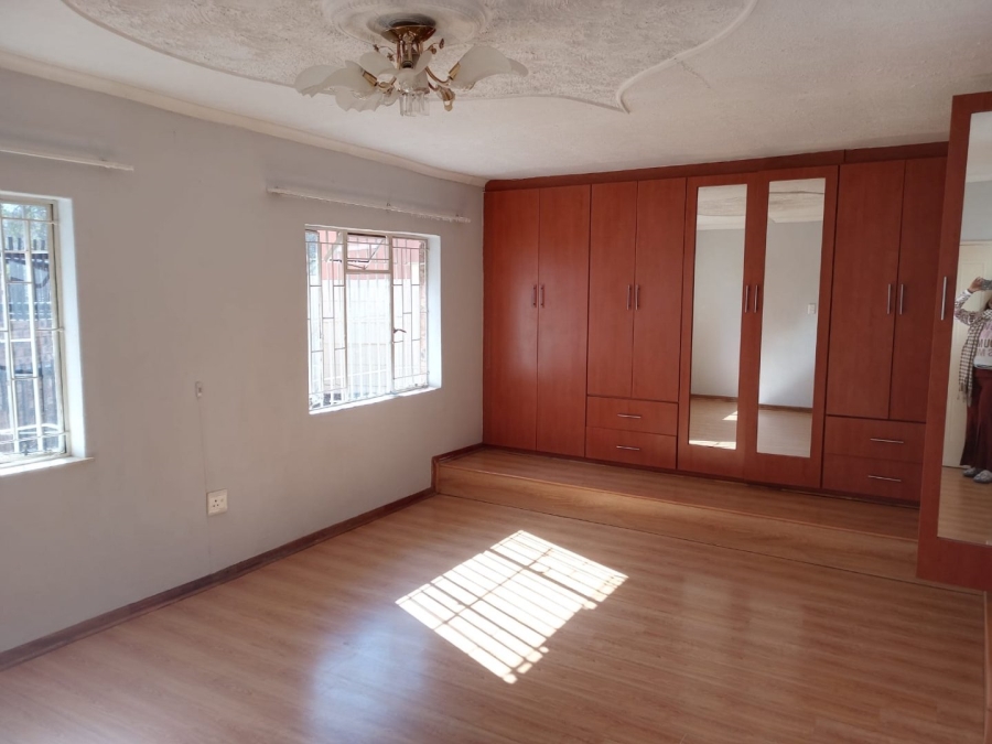 To Let 3 Bedroom Property for Rent in Suideroord Gauteng