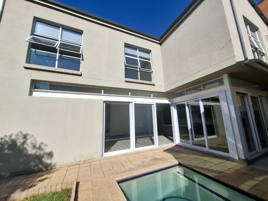 To Let 3 Bedroom Property for Rent in Brooklyn Gauteng