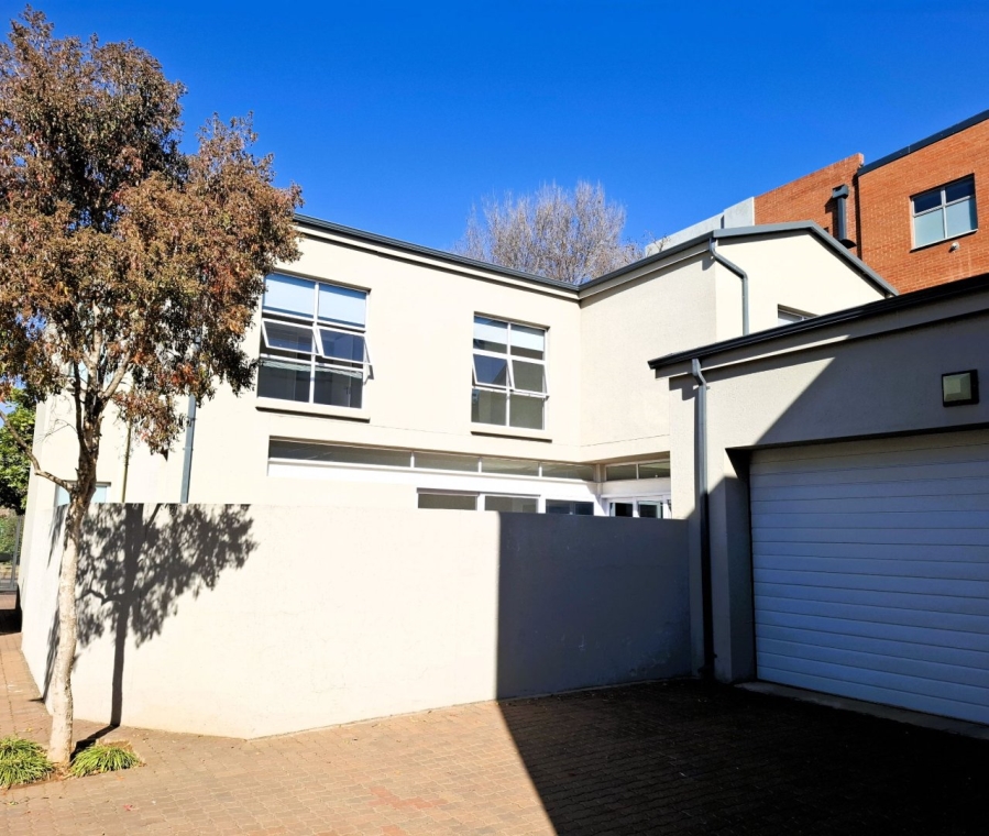 To Let 3 Bedroom Property for Rent in Brooklyn Gauteng