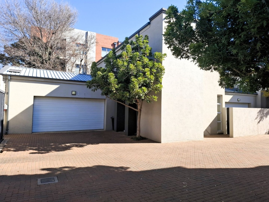 To Let 3 Bedroom Property for Rent in Brooklyn Gauteng