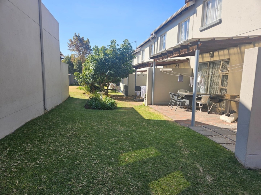 2 Bedroom Property for Sale in Aloe Place Gauteng