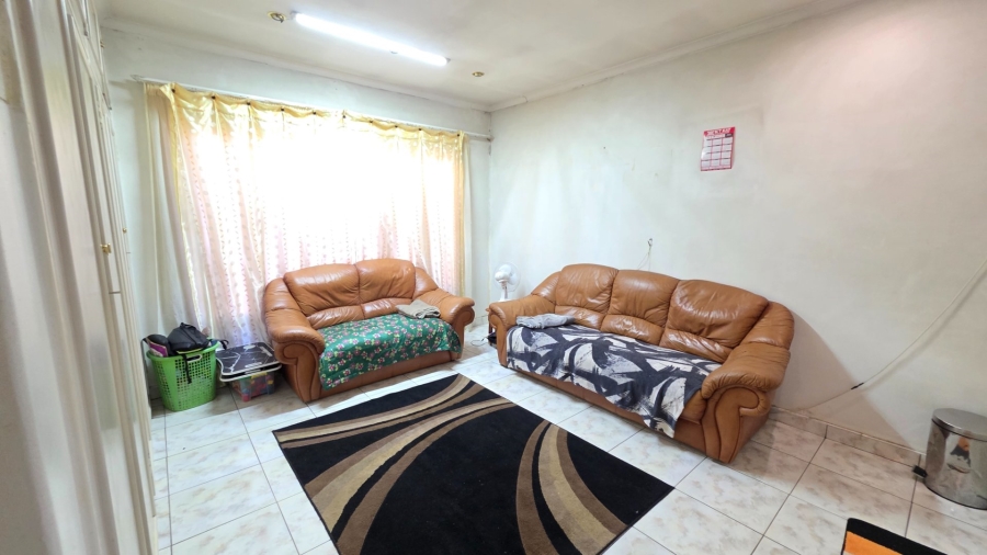 4 Bedroom Property for Sale in Laudium Gauteng