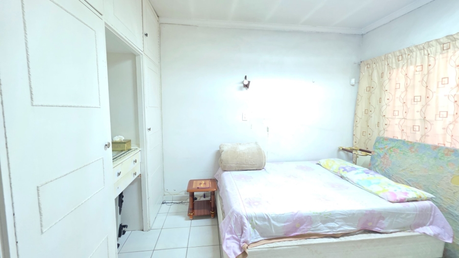 4 Bedroom Property for Sale in Laudium Gauteng