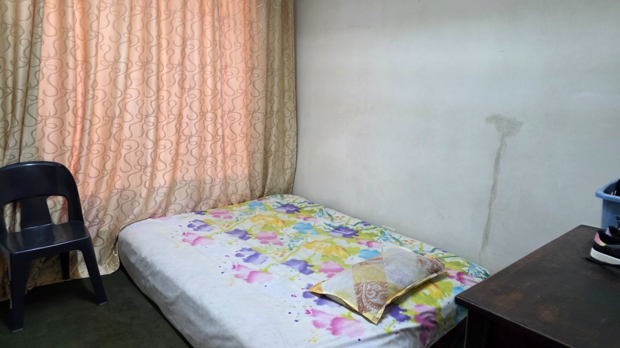 4 Bedroom Property for Sale in Laudium Gauteng