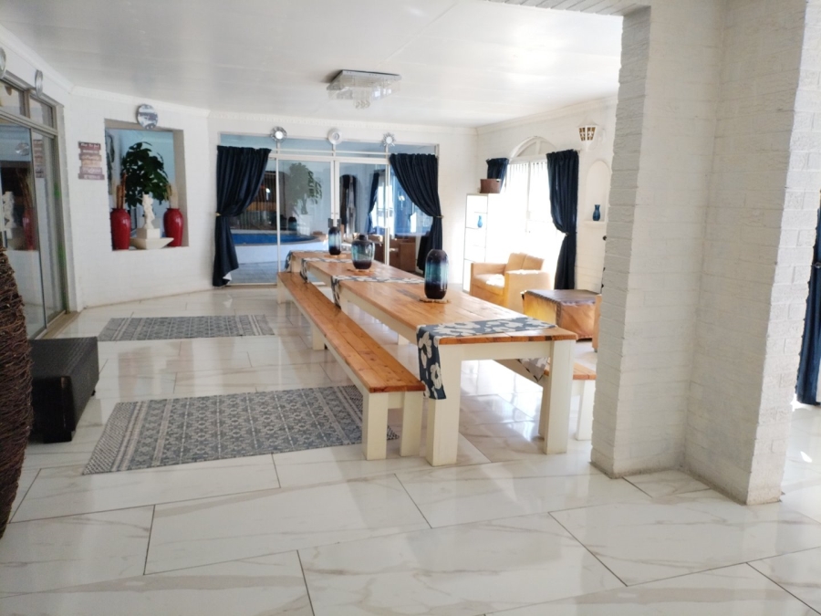 12 Bedroom Property for Sale in Petersfield Gauteng