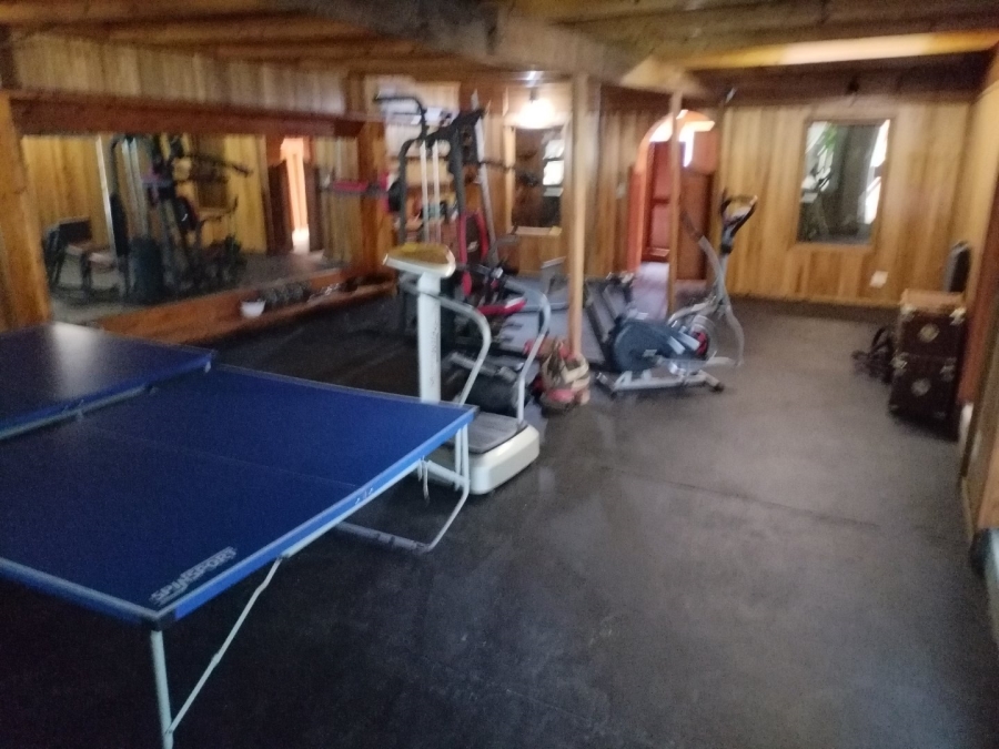 12 Bedroom Property for Sale in Petersfield Gauteng