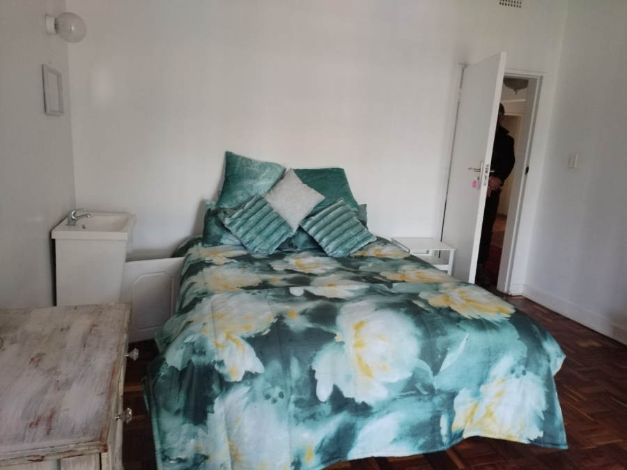 12 Bedroom Property for Sale in Petersfield Gauteng