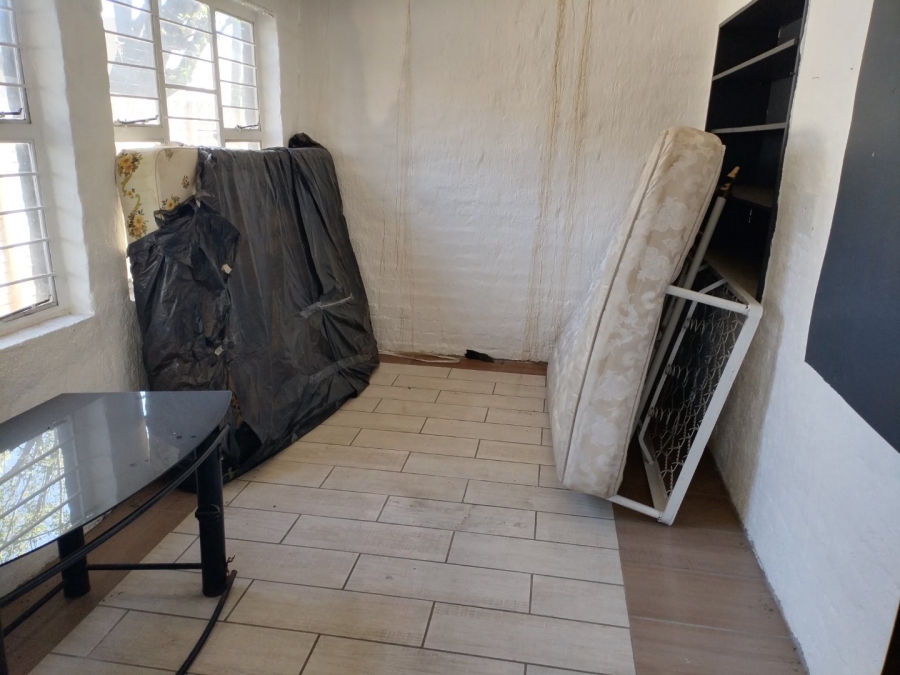 12 Bedroom Property for Sale in Petersfield Gauteng