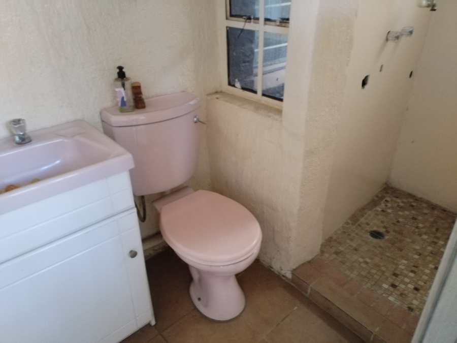 12 Bedroom Property for Sale in Petersfield Gauteng