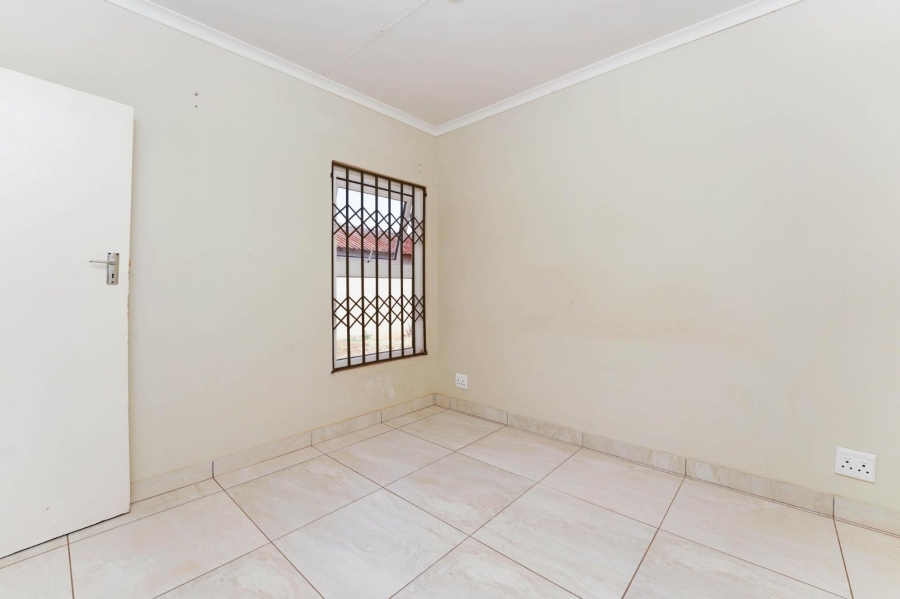 3 Bedroom Property for Sale in Lehae Gauteng