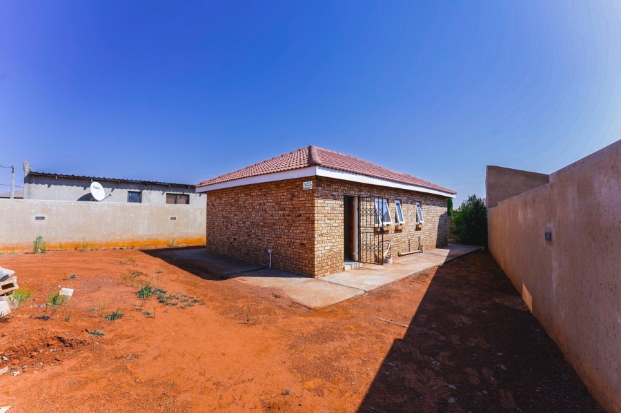 3 Bedroom Property for Sale in Lehae Gauteng