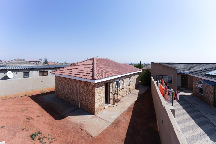 3 Bedroom Property for Sale in Lehae Gauteng