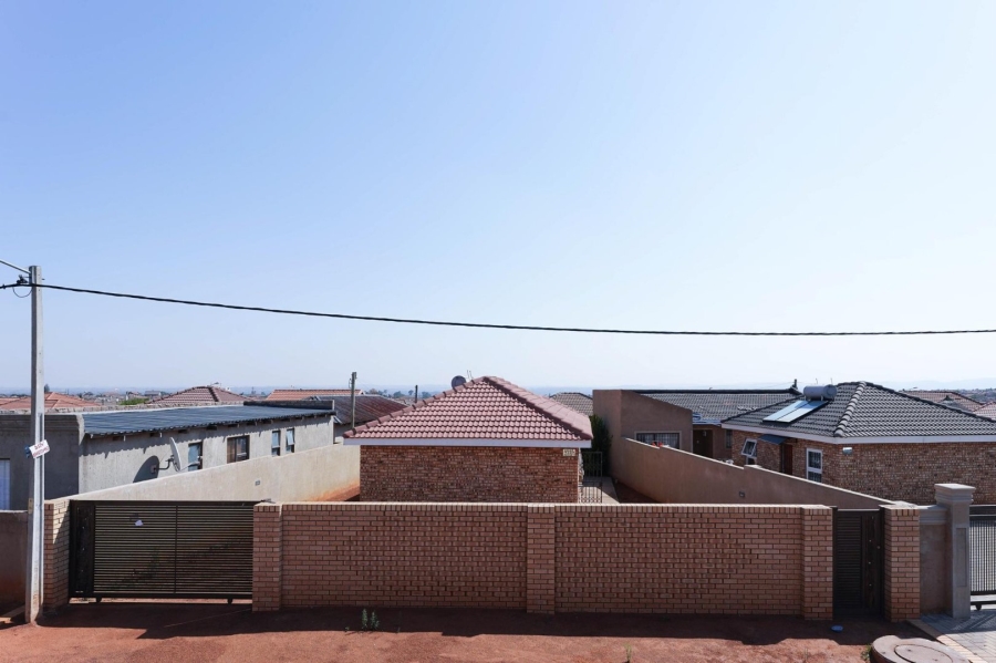 3 Bedroom Property for Sale in Lehae Gauteng