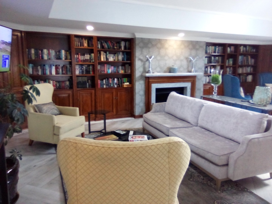 1 Bedroom Property for Sale in Beverley Gauteng