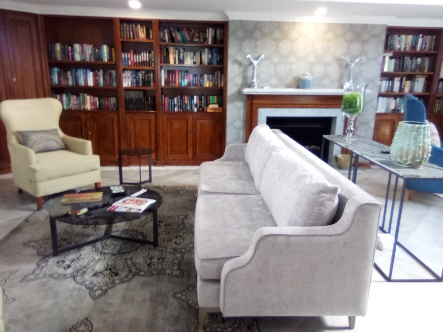 1 Bedroom Property for Sale in Beverley Gauteng