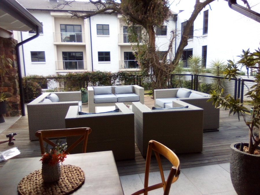 1 Bedroom Property for Sale in Beverley Gauteng