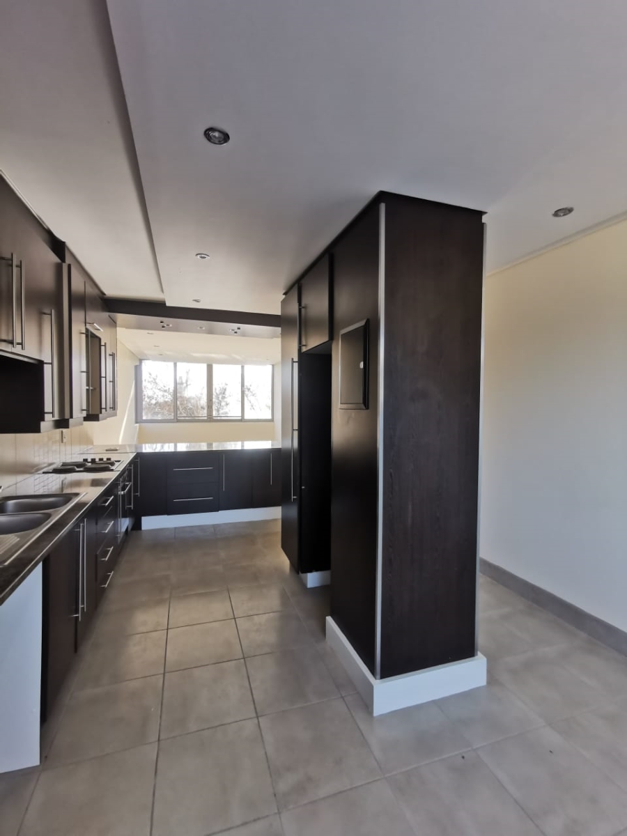 2 Bedroom Property for Sale in Bedford Gardens Gauteng
