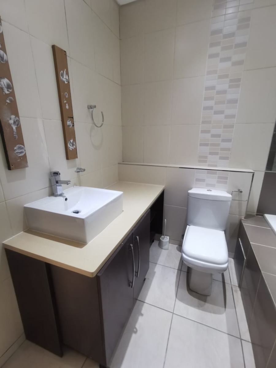 2 Bedroom Property for Sale in Bedford Gardens Gauteng
