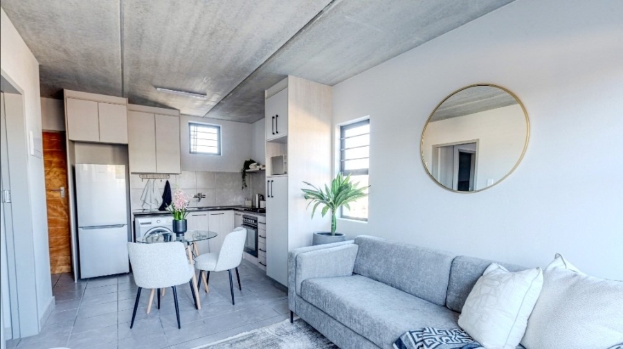1 Bedroom Property for Sale in Heuweloord Gauteng