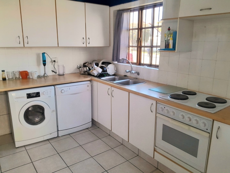 2 Bedroom Property for Sale in Halfway Gardens Gauteng