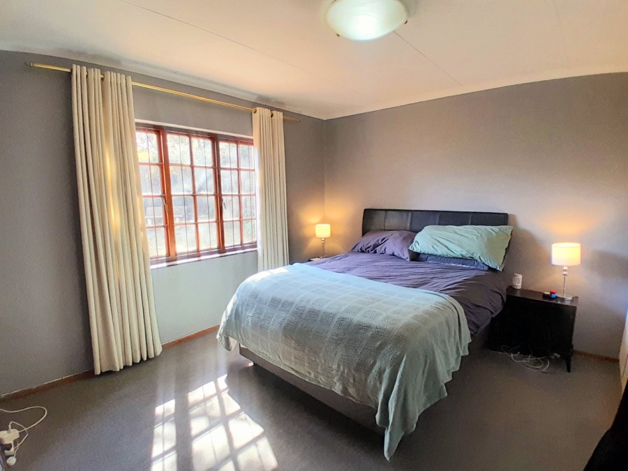 2 Bedroom Property for Sale in Halfway Gardens Gauteng