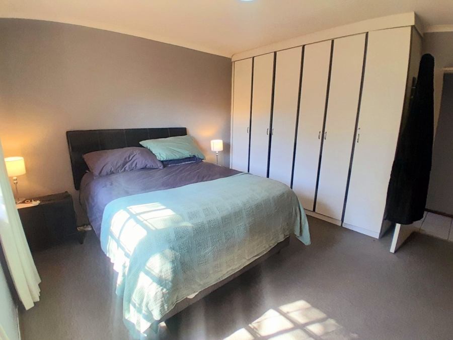 2 Bedroom Property for Sale in Halfway Gardens Gauteng