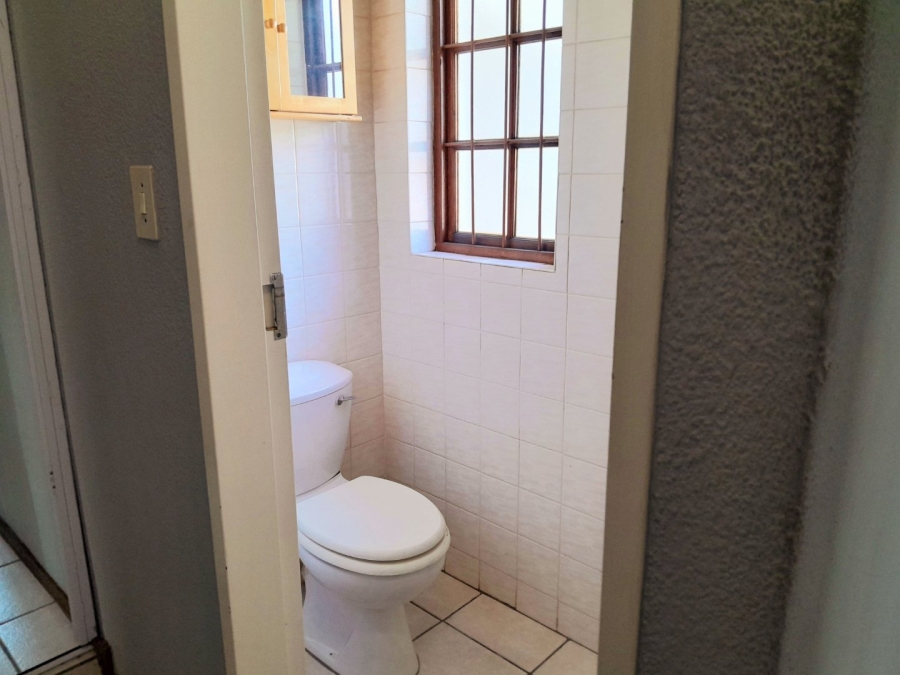 2 Bedroom Property for Sale in Halfway Gardens Gauteng