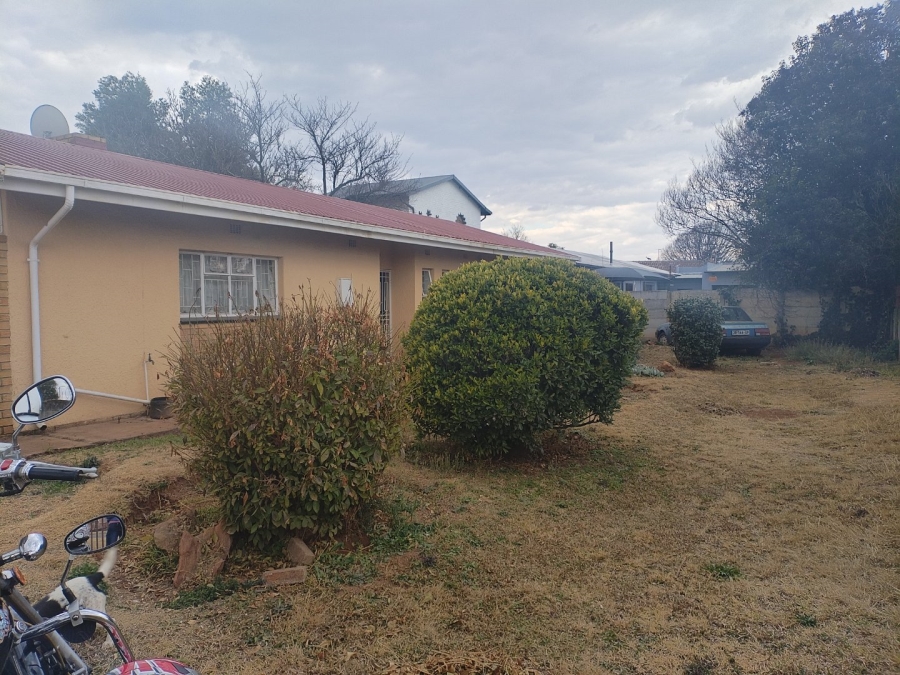 3 Bedroom Property for Sale in Strubenvale Gauteng