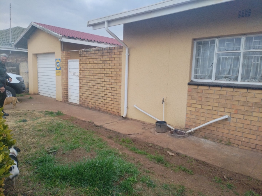 3 Bedroom Property for Sale in Strubenvale Gauteng