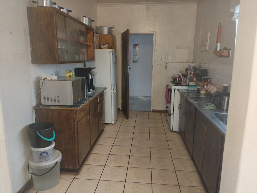 3 Bedroom Property for Sale in Strubenvale Gauteng