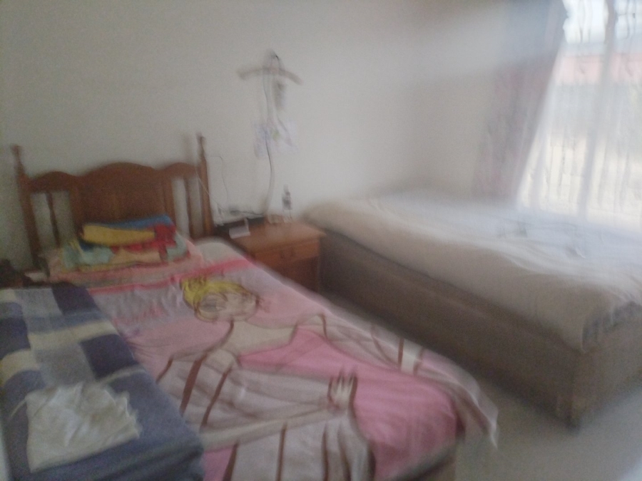 3 Bedroom Property for Sale in Strubenvale Gauteng