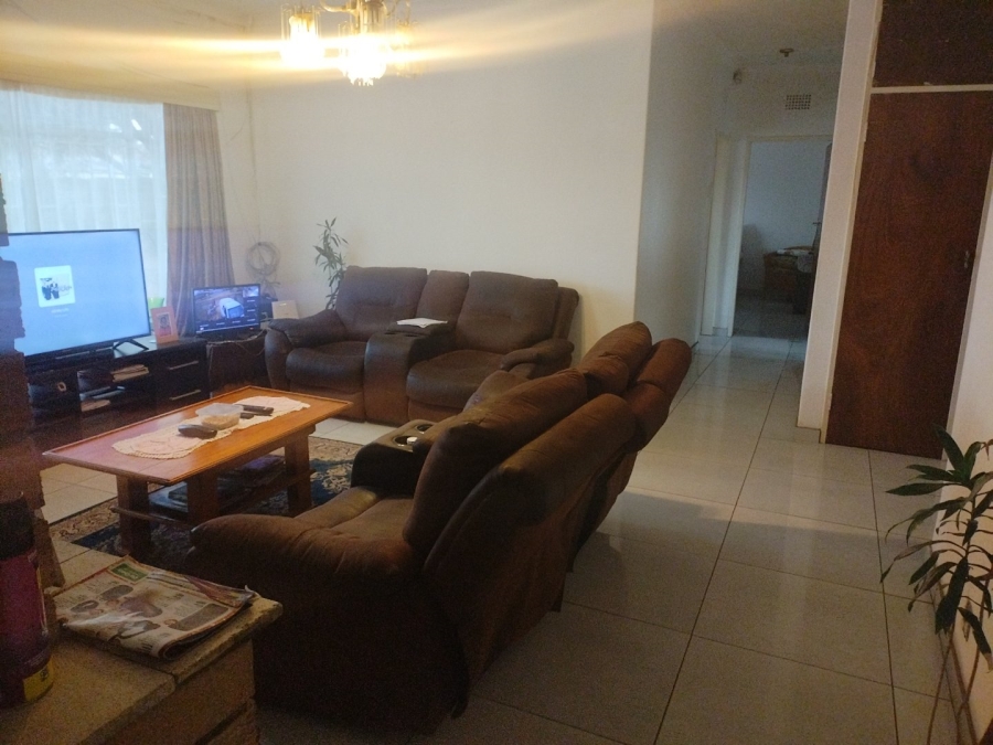 3 Bedroom Property for Sale in Strubenvale Gauteng