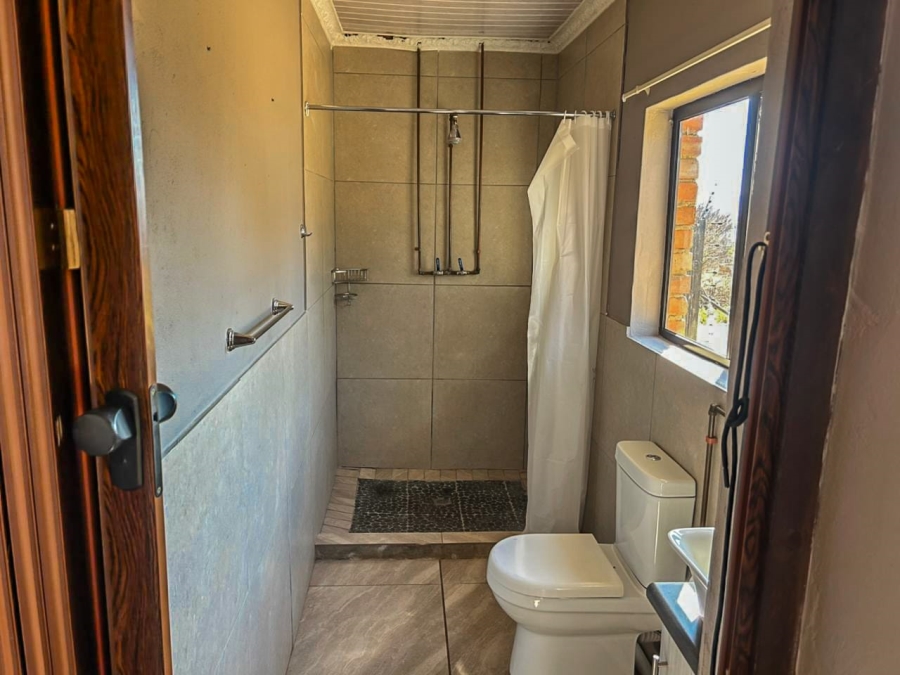 To Let 2 Bedroom Property for Rent in Doornrandje Gauteng