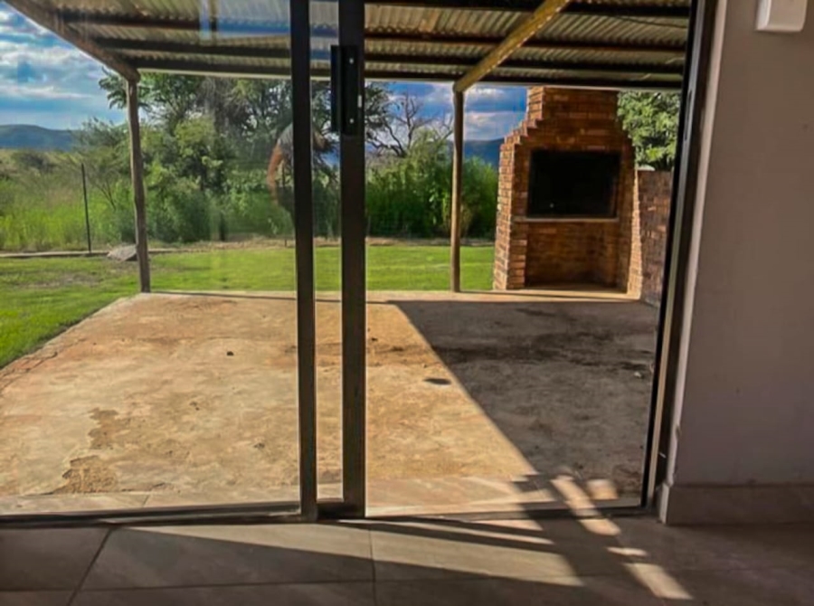 To Let 2 Bedroom Property for Rent in Doornrandje Gauteng