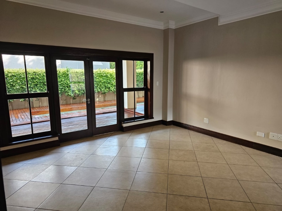 To Let 5 Bedroom Property for Rent in Silver Stream Estate Gauteng