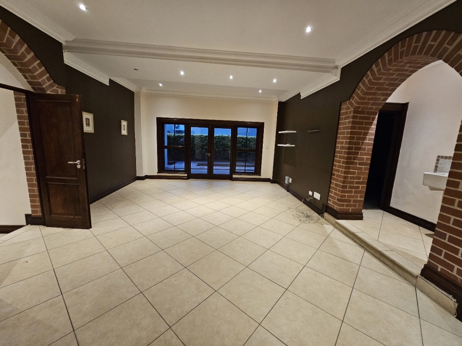 To Let 5 Bedroom Property for Rent in Silver Stream Estate Gauteng