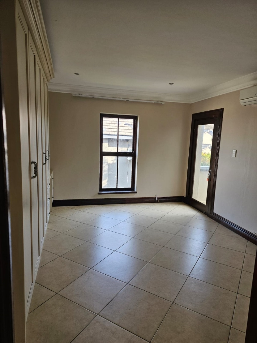 To Let 5 Bedroom Property for Rent in Silver Stream Estate Gauteng
