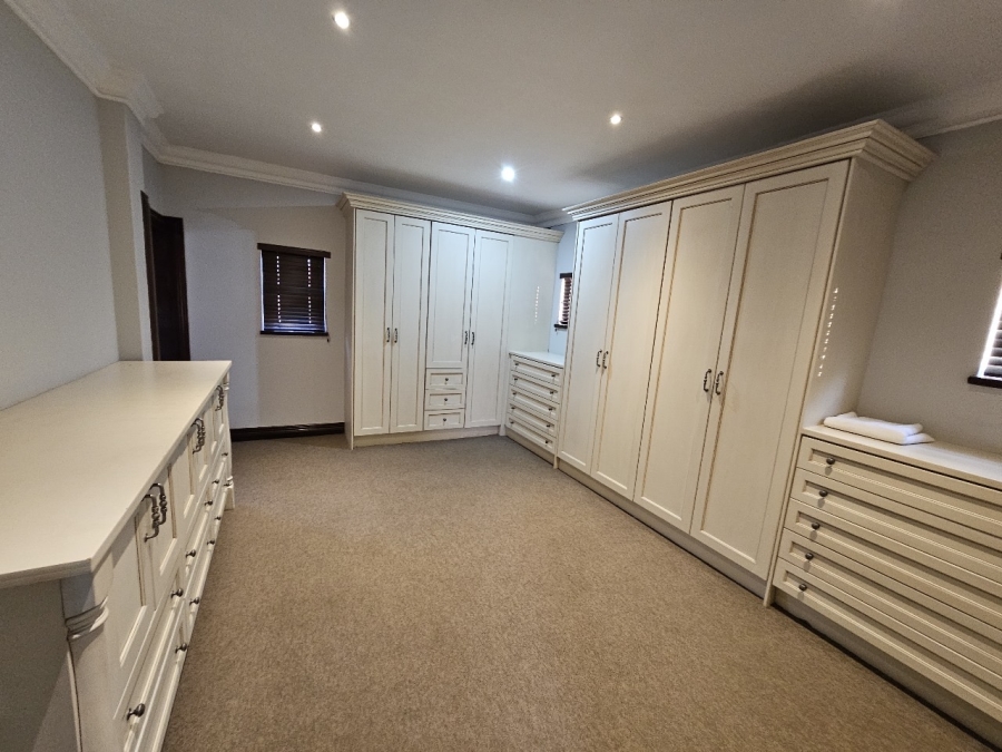 To Let 5 Bedroom Property for Rent in Silver Stream Estate Gauteng